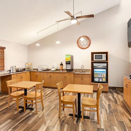 Americinn By Wyndham Sauk Centre Екстер'єр фото