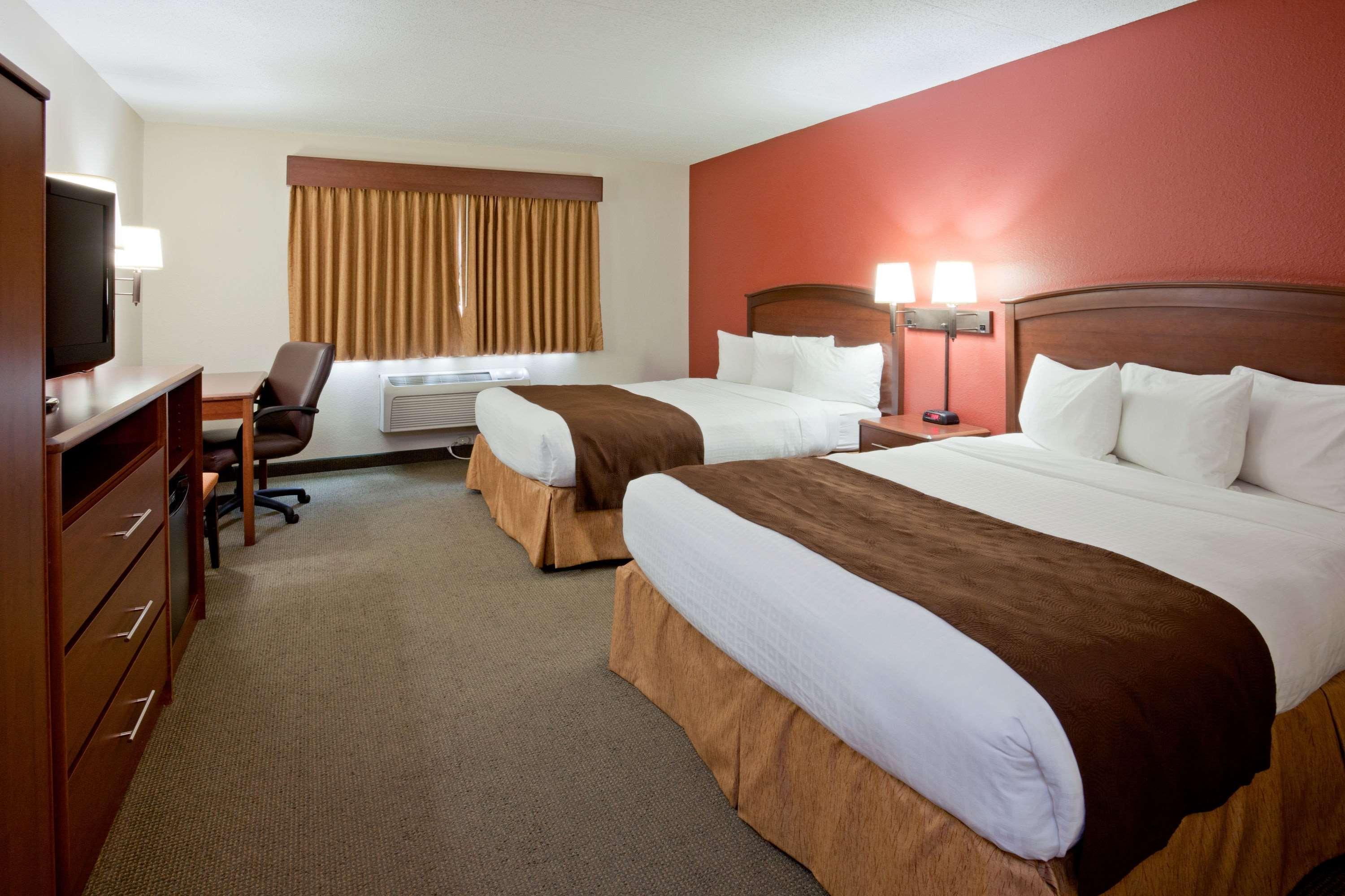 Americinn By Wyndham Sauk Centre Екстер'єр фото