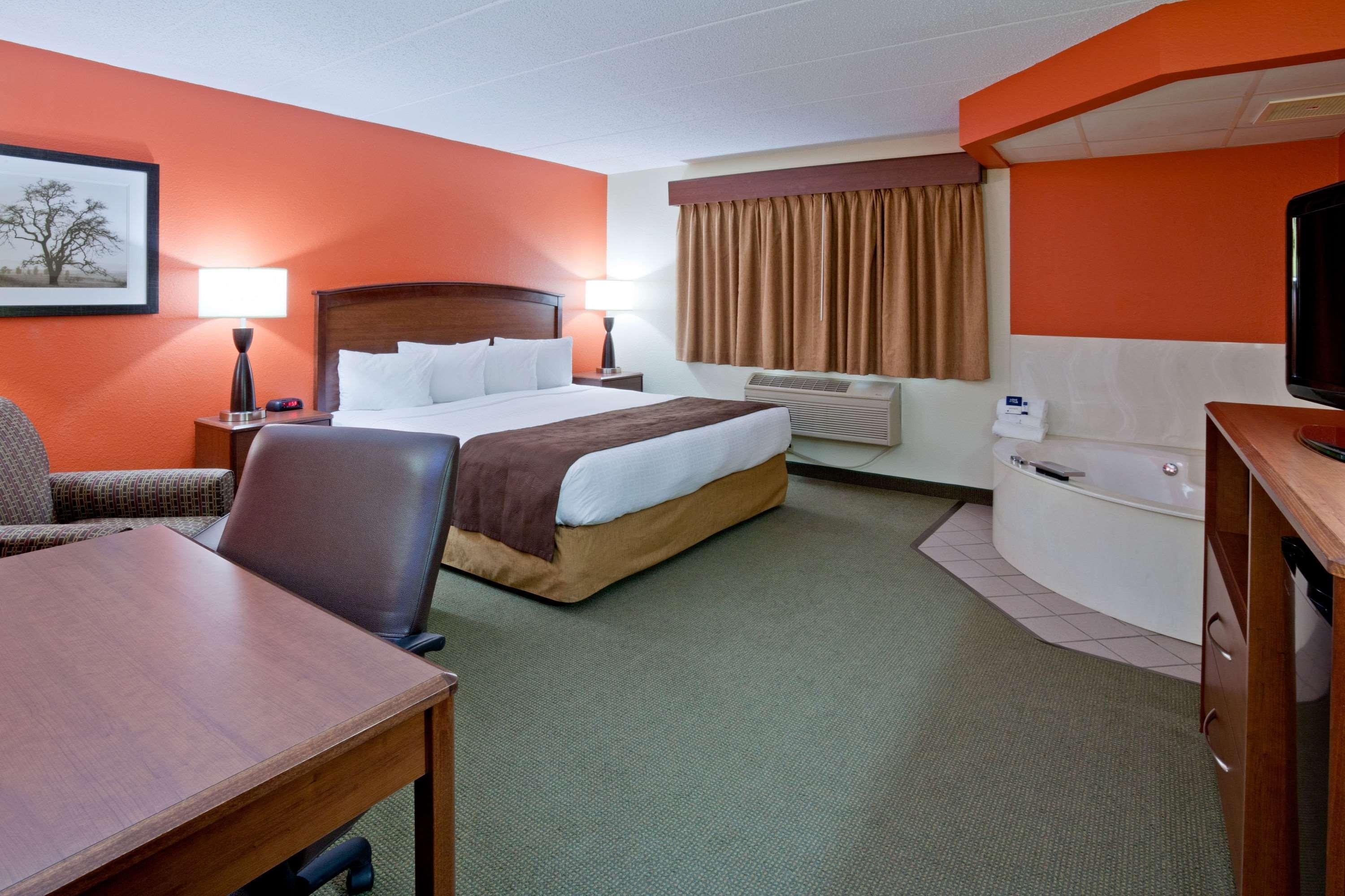 Americinn By Wyndham Sauk Centre Екстер'єр фото