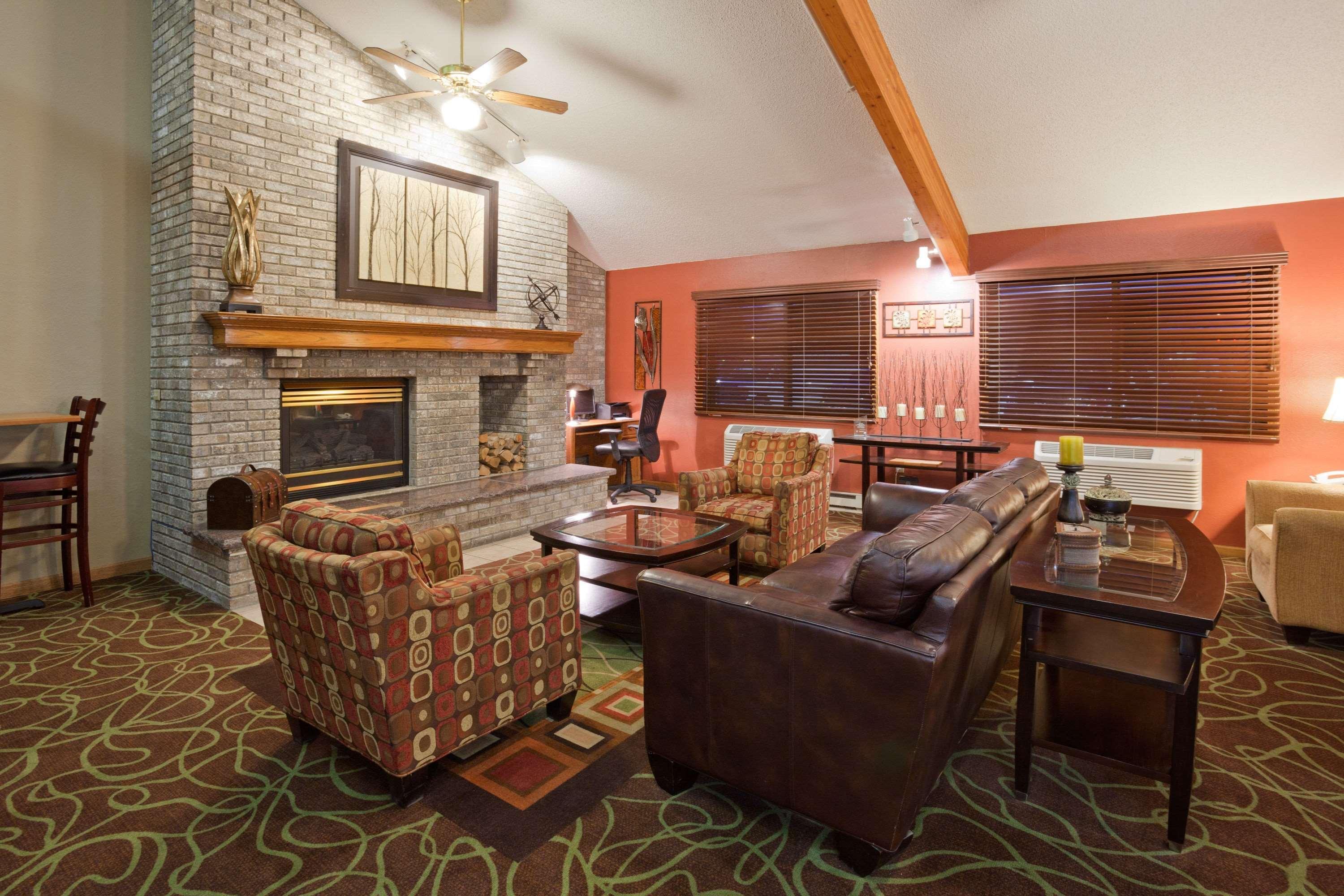 Americinn By Wyndham Sauk Centre Екстер'єр фото