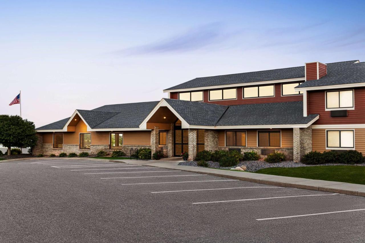 Americinn By Wyndham Sauk Centre Екстер'єр фото