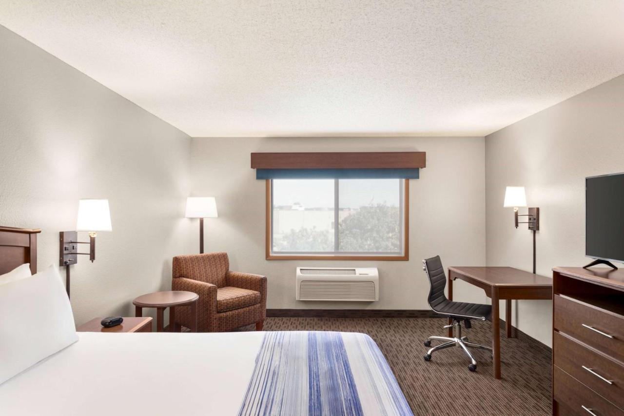 Americinn By Wyndham Sauk Centre Екстер'єр фото