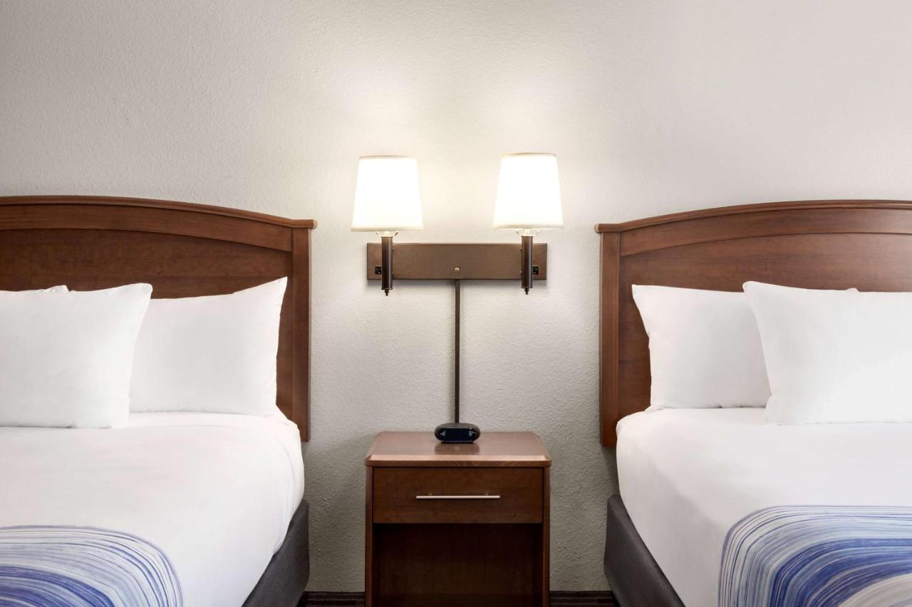 Americinn By Wyndham Sauk Centre Екстер'єр фото