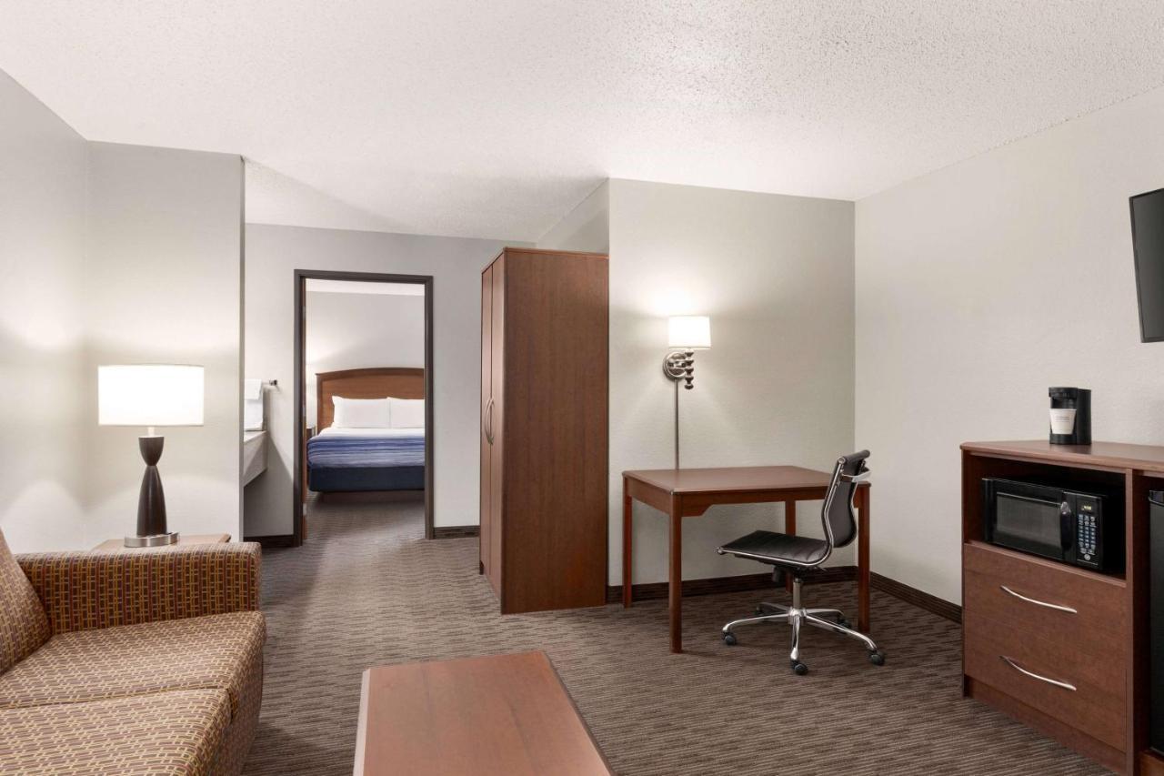 Americinn By Wyndham Sauk Centre Екстер'єр фото